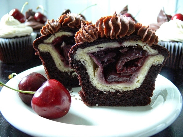 Move Over Turducken, PIECAKEN Is The Dish To Beat This Thanksgiving - picture 5