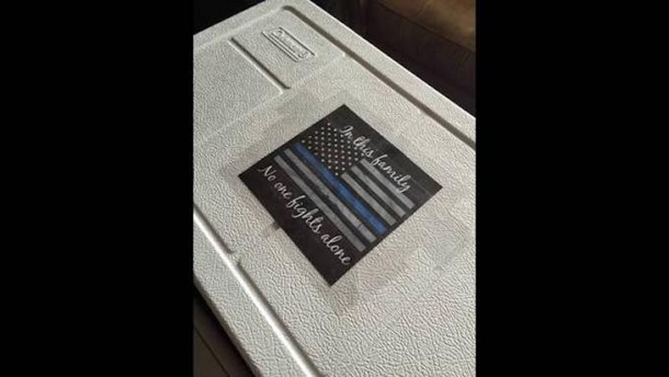 Murdered Police Officer's Husband Struggling To Cope And Raise Their Child, Suddenly Gets Shocking 32lb. Delivery - picture 3