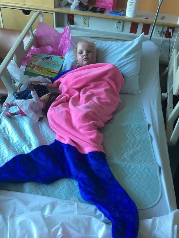 Nasty Man Bashes Dad For Holding His Sick Daughter, Dad’s Reply Leaves Him Crying - picture 6