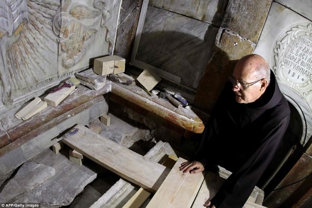 New Major Biblical Discovery Rocks the Globe [PHOTOS] - picture 17