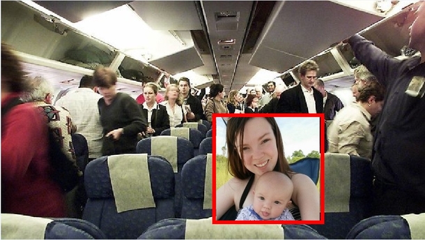 Newborn Won’t Stop Crying On Plane, Woman’s Reaction Left Mom STUNNED - picture 2