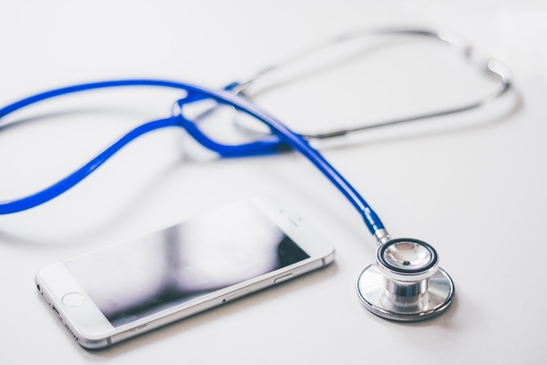 Nurses Warns Public To Make Small Yet Important Change In Their Smartphone Settings - picture 2