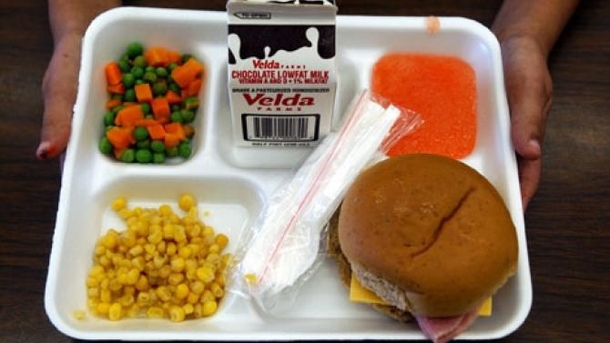 Officials Decided To Throw This Boy's Lunch Away, Here’s Why… - picture 2