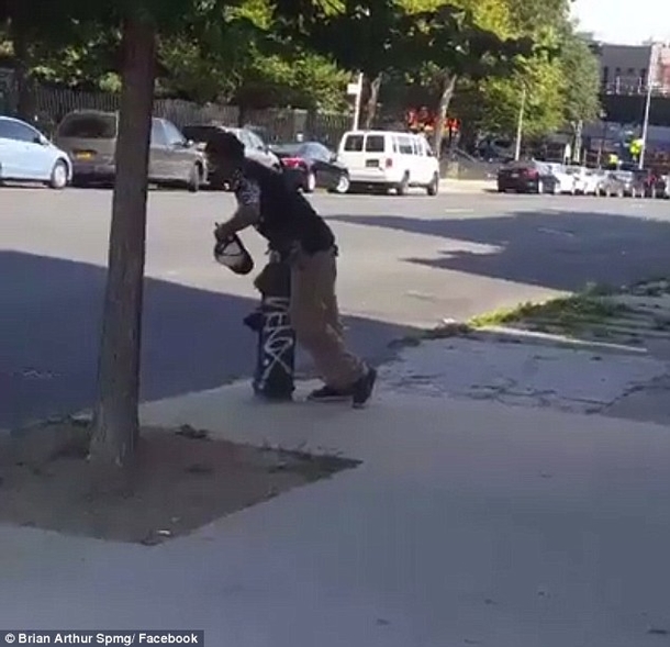 Officials Identify Why 22 New Yorkers Suddenly Collapsed, Began Vomiting, Urinating And Twitching - picture 9