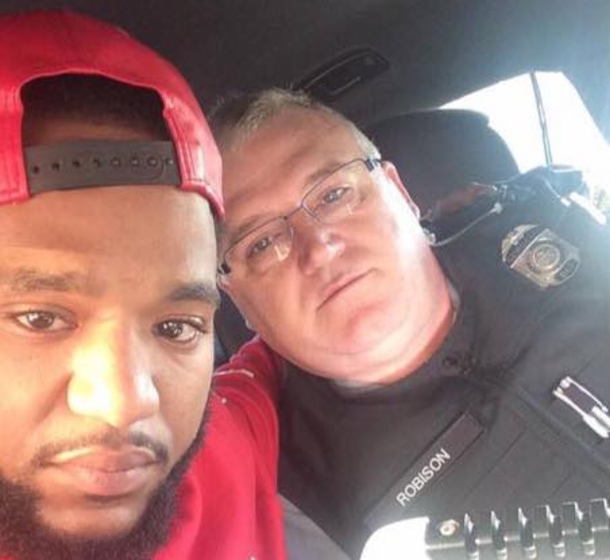 Ohio Cop Drives Man 100 Miles To Reunite Him With Grieving Family For Sister’s Funeral - picture 3