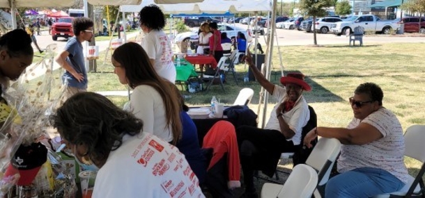 Opal Lee enjoys her 96th birthday with day of service, collecting food for hungry families - picture 3