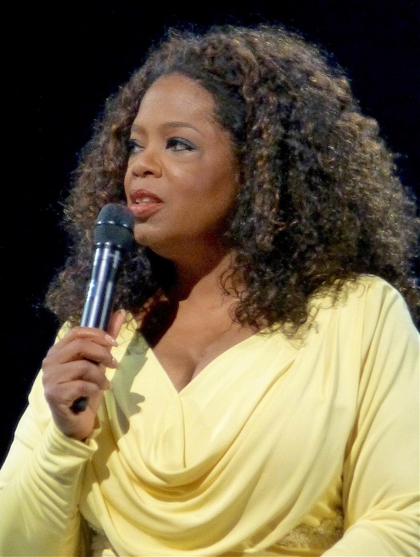 Oprah Winfrey reveals she is donating $10 million to assist Americans during COVID-19 pandemic - picture 2