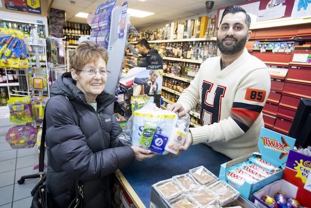 Owner Of Convenience Store Gives $6K In Free Goods To Local Elderly Who Are In Quarantine - picture 4