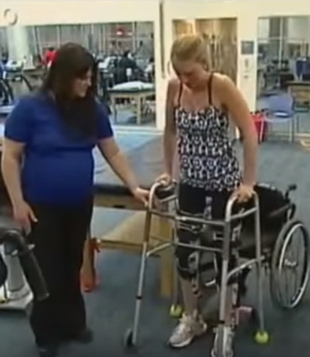 Paralyzed Bride 'Steps' Through The Door, Shocked Guests Burst Into Tears - picture 3