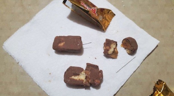 Parents Irate When Kids Notice Someone Put NASTY ‘Tricks’ In Their ‘Treats’ - picture 3