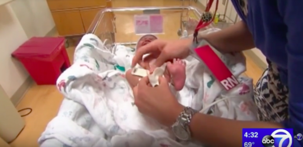 Parents Who Choose Not To Give Their Babies A Gender Now Have A New Option On Birth Certificates - picture 2