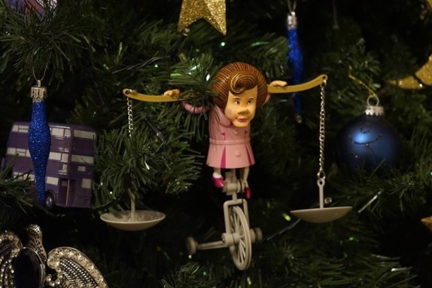 People Are Loving This Incredible Harry Potter-Themed Christmas Tree - picture 5