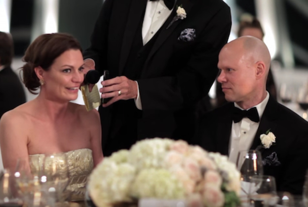 Phone Rings During Her Wedding, Grandad Calls With News She Never Saw Coming - picture 3