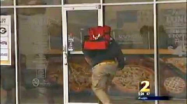 Pizza Driver May Lose Job For Defending Her Life - picture 2