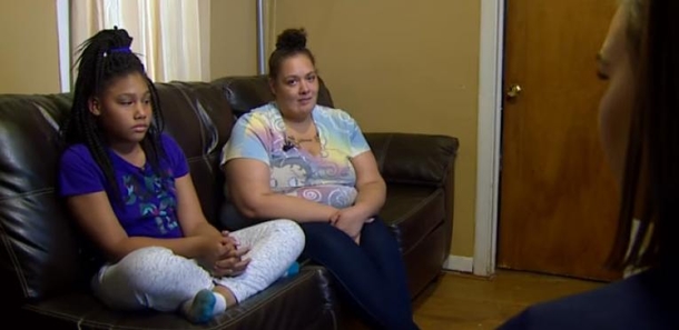 Police Arrest An 11-Year-Old Girl At Gunpoint Just For Walking Out Of Her Home - picture 3