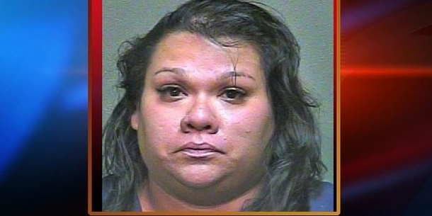 Police Hear Children Screaming 'Help Us!' In Parking Lot. Mother's Windshield Wipers Expose The Truth - picture 2