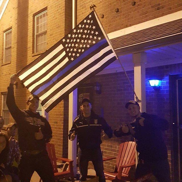 Police Officers Photograph Student's American Flag, Viewers Shocked When They See - picture 3