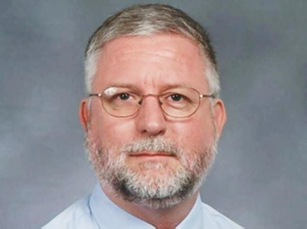 Principal ‘Hypnotizes’ His Students — A Few Days Later, Dead Bodies Start To Pile Up - picture 3