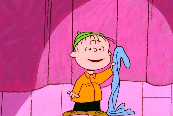 Public School Orders Staffer to Remove “Charlie Brown” Christmas Poster - picture 2