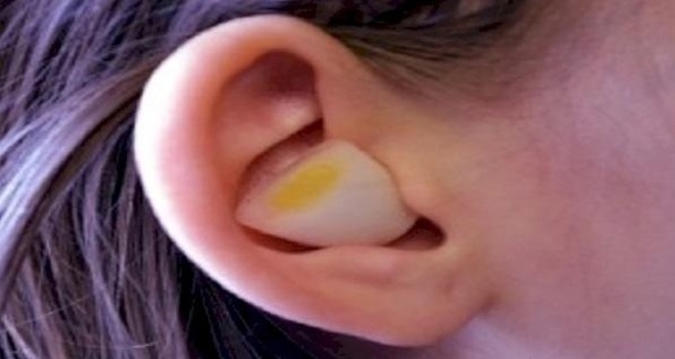 Put An Onion Inside Of Your Ear, It Helps! Now Check Out The Rest Of These Onion Benefits... - picture 3