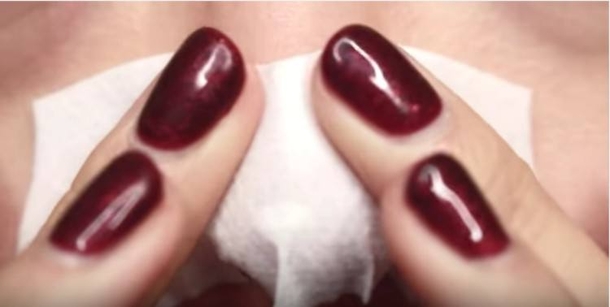 Remove Those Pesky Whiteheads And Blackheads On Your Nose With These 6 Tips - picture 5