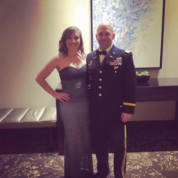 Repairman Makes Special Offer When He Learns Why Woman’s Husband Is Away - picture 3