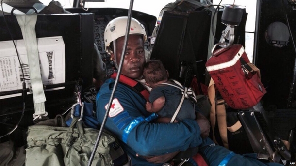 Rescuers Searching For Mother And Baby Find Surprising Clue Just As They Were Starting To Lose Hope - picture 3