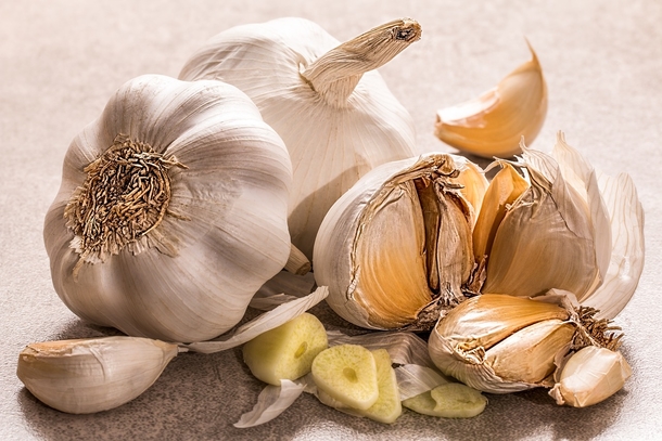 Researchers Say Garlic Can Possibly Kill 14 Different Infections! Why Won't Doctors Tell You About It? - picture 2