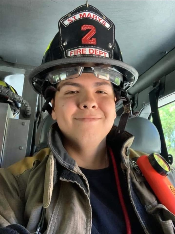 Rookie firefighter loses his life on his very first shift, rest in peace – “He loved being around people” - picture 2