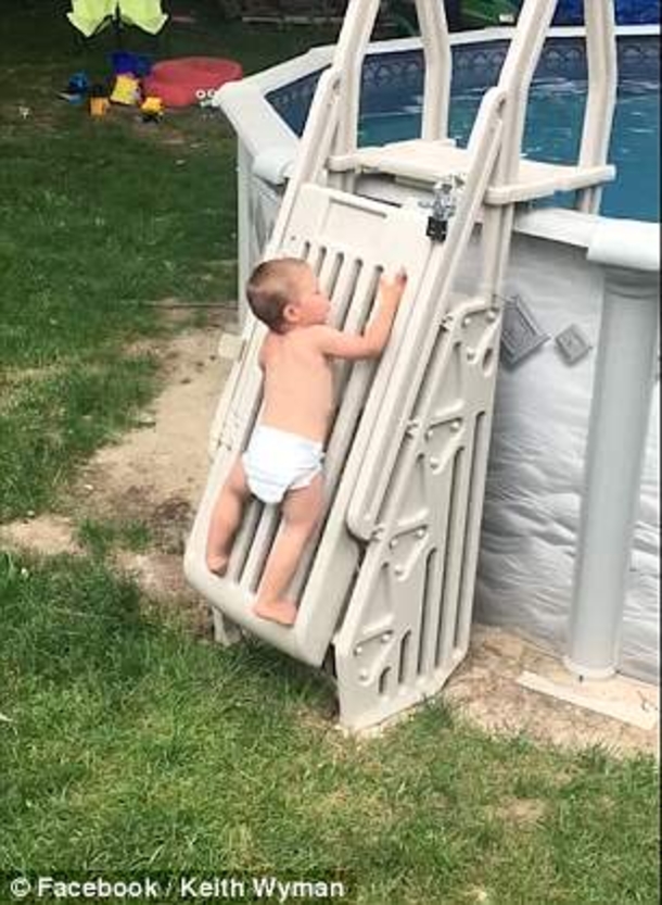 Safety Experts Warn Parents About Pool Gates Because Small Children Can Climb Them And Harm Themselves - picture 3