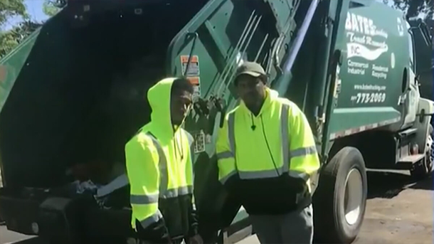 Sanitation worker whose mom abandoned him at 8-years-old left is accepted to study at Harvard Law - picture 3