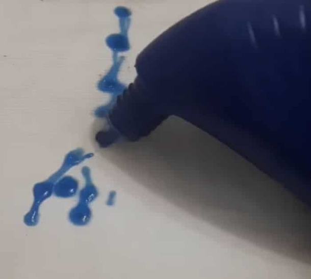 Say Goodbye to Rust Stains on Clothes with This Genius Method - picture 2
