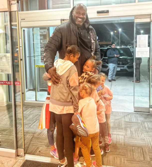 Shaq Does It Again! This Is How The Star’s Act Of Kindness Blessed This Family Of 11. - picture 4