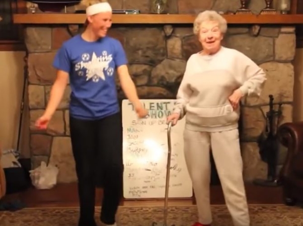 She Asked Grandma To Come Dance With Her, We Never Thought She'd Steal The Show The Way She Did - picture 4