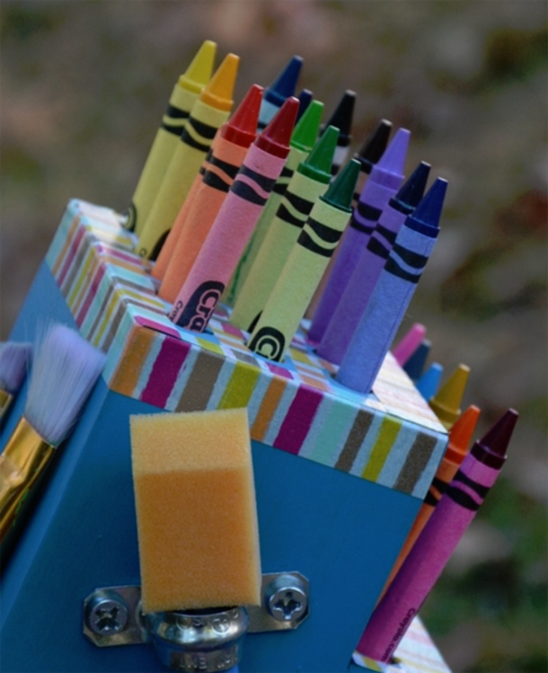 She Buys Old Knife Block At The Thrift Store And Made Something AMAZING With It. Her Kids Absolutely Love It! - picture 4