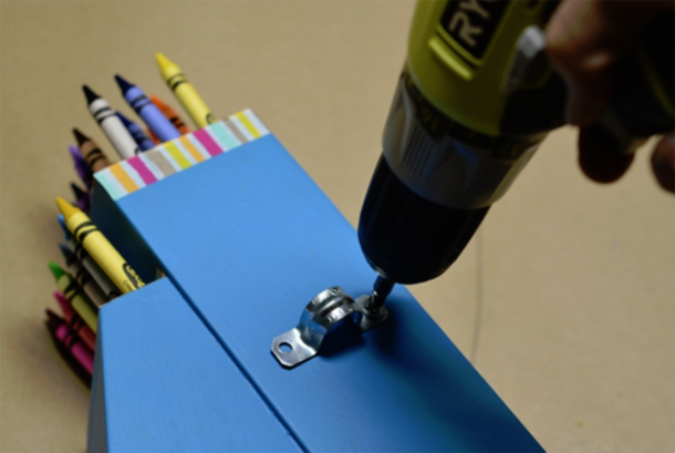 She Buys Old Knife Block At The Thrift Store And Made Something AMAZING With It. Her Kids Absolutely Love It! - picture 5