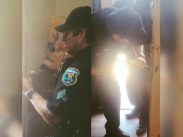 She Called The Police About A Dead Man In Her House, But Her Door Is What Really Caught Their Eye - picture 3