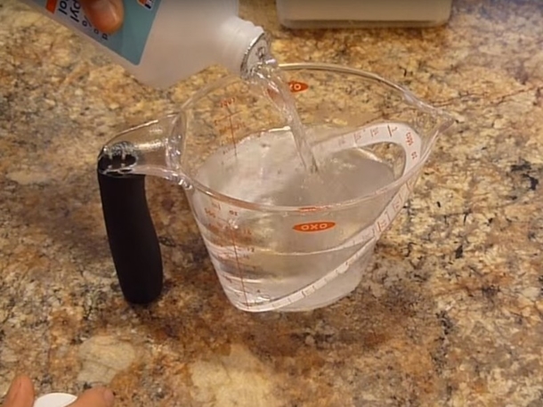 She Cut This Paper Towel, Suddenly It Was Soaking Wet. The Reason Why Is Pure Genius... - picture 5