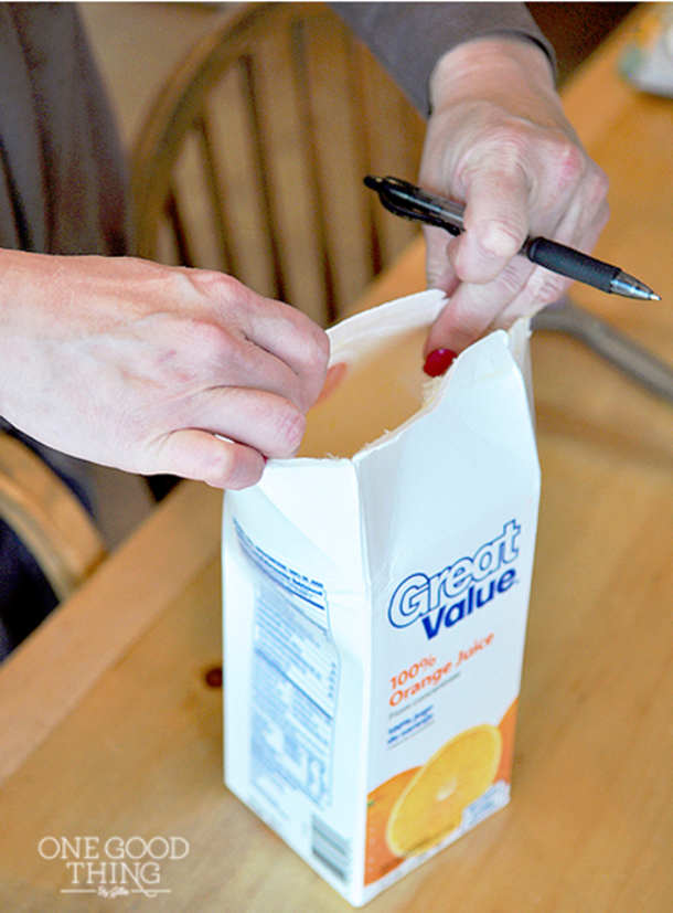 She Cuts Out Lids Of Empty Juice Cartons And Uses Them For THIS! Everyone Should Know This Useful Trick! - picture 3