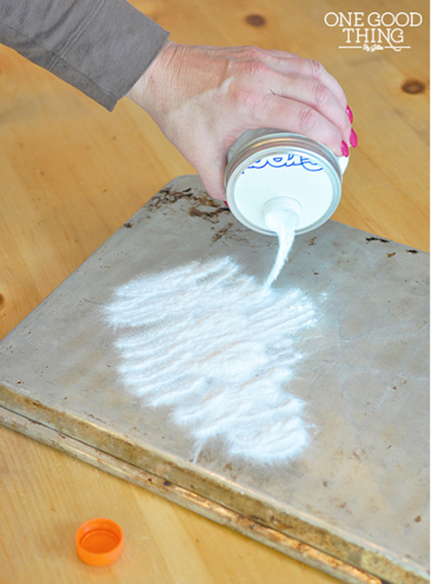 She Cuts Out Lids Of Empty Juice Cartons And Uses Them For THIS! Everyone Should Know This Useful Trick! - picture 8