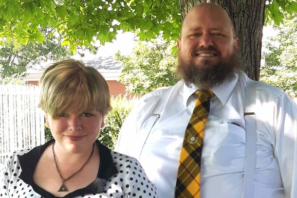 She found her biological father who actually spent years searching for her after DNA test - picture 2