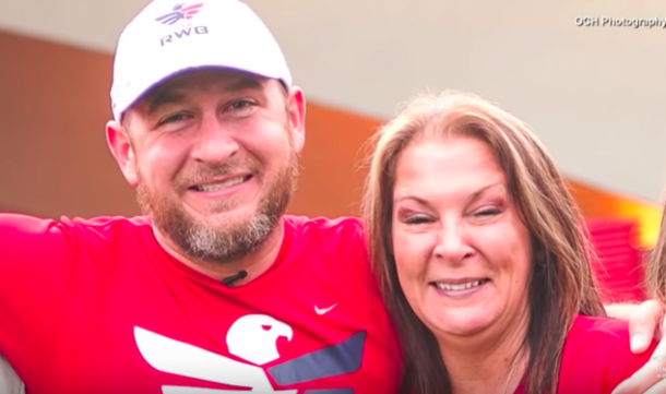 She Gave Her Child Up For Adoption 35 Years Ago. Then She Realizes Who Is Standing Behind Her - picture 6