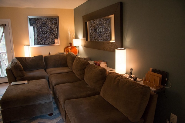 She Hangs A Few IKEA Shelves On The Wall, Then She Did THIS With The Couch. Brilliant! - picture 2