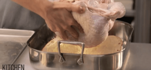 She Layed A Slice Of Bread Under The Turkey Before Putting It In The Oven. After Seeing This, I Realize Why - picture 3