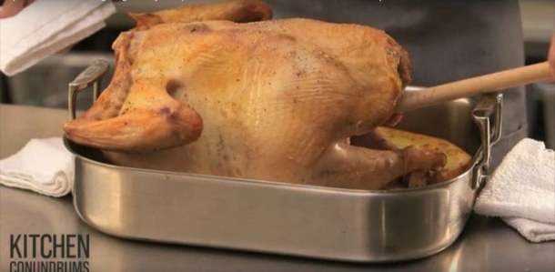 She Layed A Slice Of Bread Under The Turkey Before Putting It In The Oven. After Seeing This, I Realize Why - picture 4