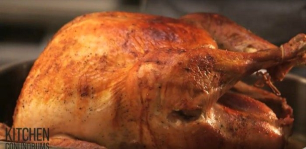 She Layed A Slice Of Bread Under The Turkey Before Putting It In The Oven. After Seeing This, I Realize Why - picture 5