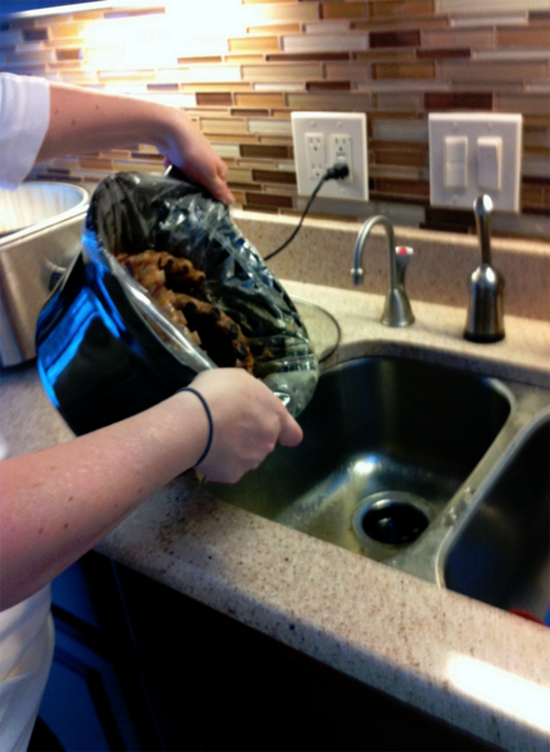 She Made Ribs For Dinner And Only Used This ONE   Ingredient to cover them! DELICIOUS! - picture 5