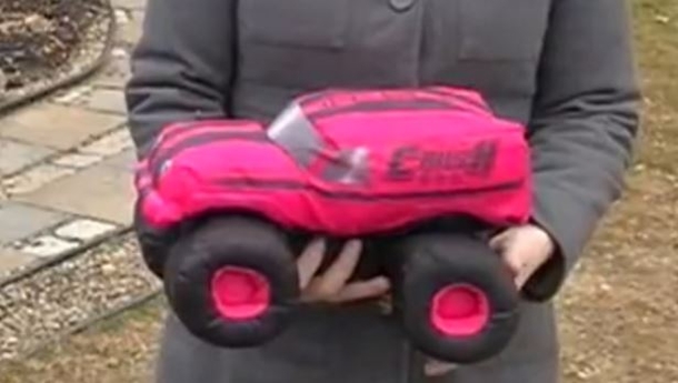 She Notices A ‘Heart Symbol’ On Her Toddler’s Toy But Its Hidden Meaning Makes Her SICK To Her Stomach - picture 2