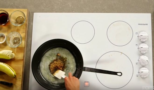 She Places Bananas In A Frying Pan, Then Pours THIS Over To Create A Sizzling Treat. Delicious! - picture 2