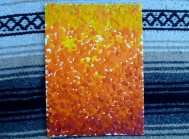 She Puts Crayons Into A Hot Glue Gun And Uses It For THIS... AMAZING! - picture 8